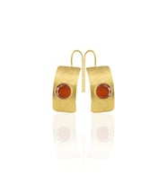 Kadir Jewellery 22 Ayar Altın Kaplama Kadın Minimal Küpe -El İşçiliği Ve Hipoalerjenik Küpe (Kırmızı)