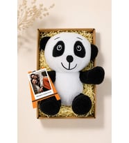 25 cm Peluş Panda Hediye Kutusu – Fotoğraf ve Mesaj Kartlı Sevimli Peluş Hediye Seti