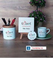 Eczane Teknikeri Hediye Seti Dekoratif Taş, Kalemlik, Ahşap Altlıklı Türk Kahvesi Fincanı, Ahşap Anahtarlık Hediye (Model 9)