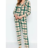 Tarz Rahat Uzun Kollu Boru Paça Nakışlı Ekoseli Polar Kışlık Örme Pijama Takımı (Yeşil)