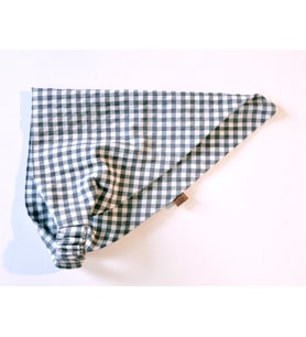 KARELİ KEDİ VEYA KÖPEKLER İÇİN LASTİKLİ BANDANA (Füme)