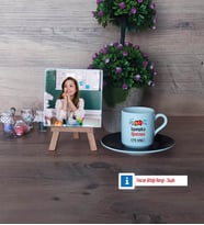 İspanyolca Öğretmeni Fotoğraflı Dekoratif Taş, Ahşap Altlıklı Türk Kahvesi Fincanı HediyeÖğretmenler Günü Hediyesi (Model 7)