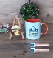 Bilişim Teknolojileri Öğretmeni Kupa Bardak Beyaz ve Fotoğraflı Ahşap Anahtarlık Hediye Öğretmenler Günü Hediyesi (Model 13)