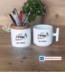 Edebiyat Öğretmeni Kalemlik, Kupa Bardak T Kişiye Özel Hediye Öğretmenler Günü Hediyesi (Model 1)