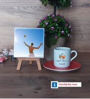 Voleybol Antrenörü Fotoğraflı Dekoratif Taş, Ahşap Altlıklı Türk Kahvesi Fincanı Hediye (Model 8)