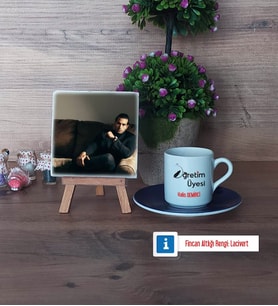 Öğretim Üyesi Fotoğraflı Dekoratif Taş, Ahşap Altlıklı Türk Kahvesi Fincanı Hediye Öğretmenler Günü Hediyesi (Model 4)