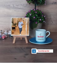 Diş Hekimi Asistanı Fotoğraflı Dekoratif Taş, Ahşap Altlıklı Türk Kahvesi Fincanı Hediye Diş Hekimi Asistanına Hediye (Model 5)