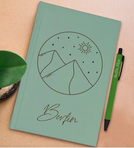 BK Gift Kişiye Özel İsimli Su Yeşili Sert Kapaklı Defter ve Tükenmez Kalem Seti, Arkadaşa Hediye, Yeni İş Hediyesi, Doğum Günü Hediyesi (Model 3)
