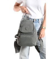 Kadın Sırt Çantası Kapaklı Model 30*25 Cm Hafif Klinkır Kumaş Spor Çantası Günlük Bayan Çantası (Gri)