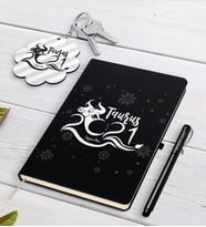 BK Gift Kişiye Özel 2024 Boğa Burcu Beyaz Defter Kalem ve Anahtarlık Hediye Seti (Model 2)
