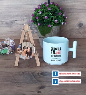 Kız Kardeş Kupa Bardak Beyaz ve Fotoğraflı Ahşap Anahtarlık Hediye (Model 12)