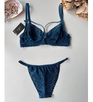 Lace Love Parlak Kumaş Dantelli Balenli Cheeky Külot Sütyen Takım (Petrol Yeşili)