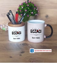 Eczacı Kalemlik, Kupa Bardak T Kişiye Özel Hediye (Model 3)