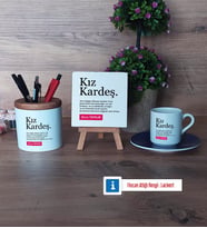Kız Kardeş Hediye Seti Dekoratif Taş, Kalemlik, Ahşap Altlıklı Türk Kahvesi Fincanı Hediye (Model 4)