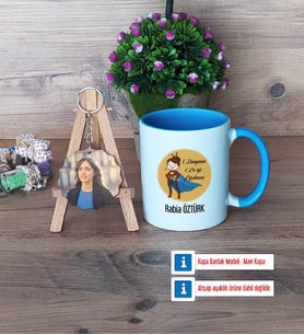 Öğretmenler Günü Hediyesi Kupa Bardak Beyaz ve Fotoğraflı Ahşap Anahtarlık Hediye (Model 4)