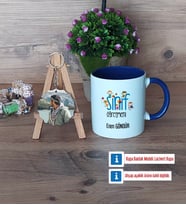 Erkek Sınıf Öğretmenine Hediye Kupa Bardak Beyaz ve Fotoğraflı Ahşap Anahtarlık Hediye Öğretmenler Günü Hediyesi (Model 3)