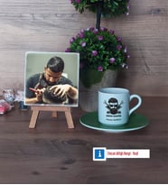 Erkek Kuaförü Fotoğraflı Dekoratif Taş, Ahşap Altlıklı Türk Kahvesi Fincanı Hediye (Model 9)