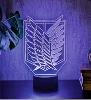 Survey Corps Logo RGB LED Gece Lambası – 16 Renkli Pleksi Masa Lambası (Adaptörlü)