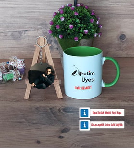 Öğretim Üyesi Kupa Bardak Beyaz ve Fotoğraflı Ahşap Anahtarlık Hediye Öğretmenler Günü Hediyesi (Model 14)