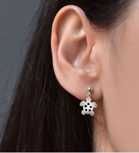 Papatya Silver 925 Ayar Gümüş Kapalı Kaplumbağa Model Çivili Kadın Top Küpe (Gümüş)