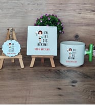 En İyi Diş Hekimi Hediye Seti Kupa Bardak T Kulplu, Dekoratif Taş, Anahtarlık Diş Hekimine Diş Hekimleri Günü Hediyesi (Model 8)
