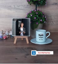 Diyaliz Teknikeri Fotoğraflı Dekoratif Taş, Ahşap Altlıklı Türk Kahvesi Fincanı Hediye (Model 2)