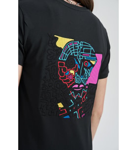 Beginning Composition Kadın Nakış T-Shirt (Siyah)