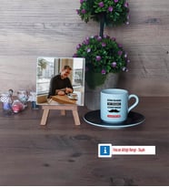Erkek Öğretmene Hediye Fotoğraflı Dekoratif Taş, Ahşap Altlıklı Türk Kahvesi Fincanı Hediye (Model 7)