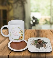 Kişiye Özel Tasarım Kupa Bardak Ve Fotoğraflı Ahşap Bardak Altlığı 99379 (Kırmızı)