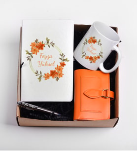 Kadınlara Özel Cüzdan İsimli Kupa Bardak Defter ve Kalem Hediye Set (Turuncu)