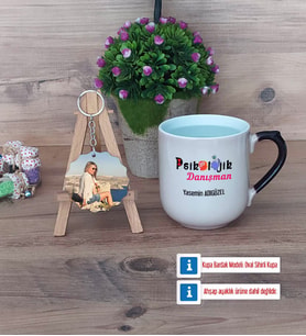 Psikolojik Danışman Kupa Bardak Beyaz ve Fotoğraflı Ahşap Anahtarlık Hediye Psikolojik Danışmana Hediye (Model 10)