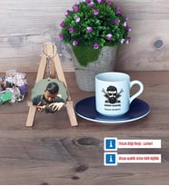 Erkek Kuaförü Türk Kahvesi Fincanı Ahşap Altlıklı ve Fotoğraflı Ahşap Anahtarlık Hediye (Model 4)