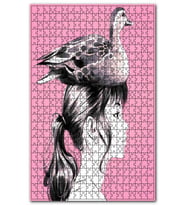 Cakapuzzle Kız ve Başındaki Ördek Pembe Arkaplan Puzzle Yapboz MDF (Ahşap) (1000 Parça)