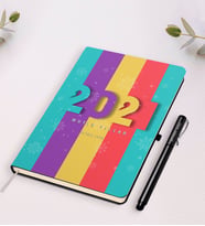 BK Gift Kişiye Özel 2024 Mutlu Yıllar Beyaz Defter ve Kalem Hediye Seti-8 (Siyah)
