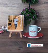 Diş Hekimi Asistanı Fotoğraflı Dekoratif Taş, Ahşap Altlıklı Türk Kahvesi Fincanı Hediye Diş Hekimi Asistanına Hediye (Model 8)