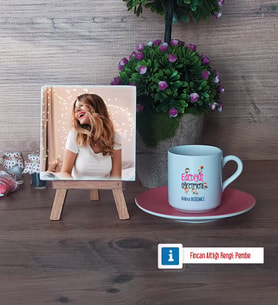 Edebiyat Öğretmeni Fotoğraflı Dekoratif Taş, Ahşap Altlıklı Türk Kahvesi Fincanı Hediye (Model 6)