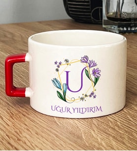 Kişiye Özel Çiçekli U Harfli Hediye Lüks Fincan İsim Soyisim Yazılı (Kırmızı)