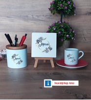 İsme Özel Doğum Günü Hediyesi Hediye Seti Dekoratif Taş, Kalemlik, Ahşap Altlıklı Türk Kahvesi Fincanı Hediye (Model 3)