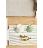 Büyük Boy Silikon Su Toplamaz Bulaşık Kurutma Matı Bulaşıklık - Bulaşık Altlığı 44 X 33 Cm (Krem)