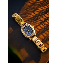Vintage Minimal Çelik Ayarlanabilir Kordonlu Retro Kordon Oval Gold Kadın Kol Saati (Altın - Lacivert)