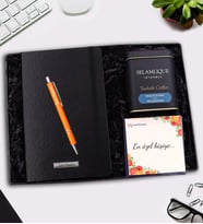 Kişiye Özel Siyah Defter & Gümüş Renk Detaylı Tükenmez Kalem & Selamlıque Türk Kahvesi Hediye Seti (Model 3)