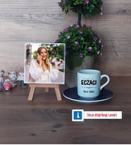 Eczacı Fotoğraflı Dekoratif Taş, Ahşap Altlıklı Türk Kahvesi Fincanı Hediye (Model 4)