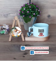 Kadın Öğretmene Hediye Kupa Bardak Beyaz ve Fotoğraflı Ahşap Anahtarlık Hediye (Model 8)
