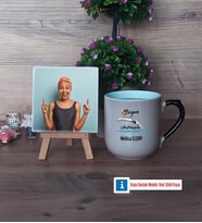 Kadın Yüzme Antrenörü Fotoğraflı Dekoratif Taş, Kupa Bardak Beyaz Hediye (Model 10)