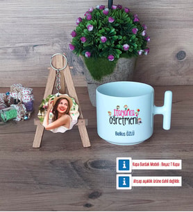 İtalyanca Öğretmeni Kupa Bardak Beyaz ve Fotoğraflı Ahşap Anahtarlık Hediye (Model 12)