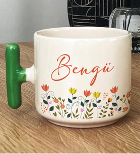 Kişiye Özel Çiçek Desenli Hediye T Kupa Bardak Doğum Günü Hediyesi -10- (Yeşil)