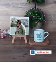 Erkek Sınıf Öğretmenine Hediye Fotoğraflı Dekoratif Taş, Ahşap Altlıklı Türk Kahvesi Fincanı Hediye Öğretmenler Günü Hediyesi (Model 1)