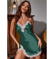 Merry See Dantelli Yırtmaçlı Saten Gecelik (Yeşil)