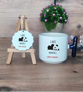 Sevimli Panda Hediye Seti Kupa Bardak T Kulplu ve Anahtarlık Arkadaşa Hediye (Model 2)