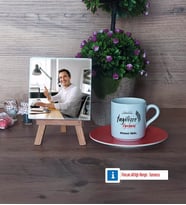 İngilizce Öğretmeni Fotoğraflı Dekoratif Taş, Ahşap Altlıklı Türk Kahvesi Fincanı Hediye (Model 8)
